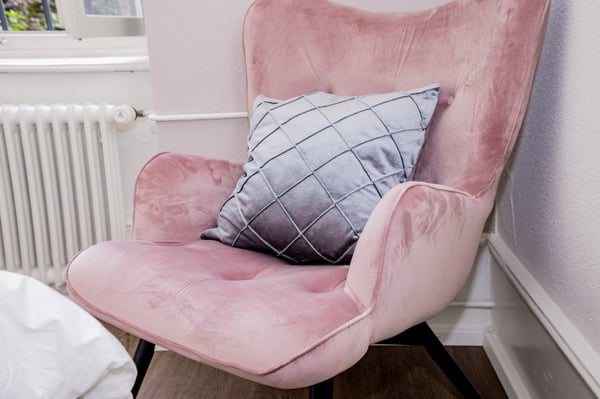 Schönes möbliertes 2-Zi.-App. in Altstadt (all inclusive) 3