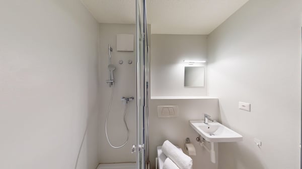 Modernes, möbliertes Appartement im Zentrum 11