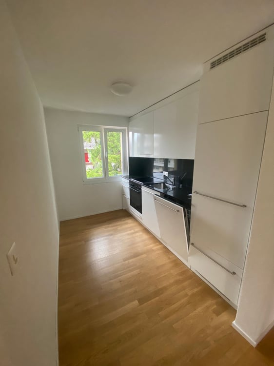 Gemütliche 3.5-Zimmer-Wohnung mit Balkon in Kriens 2