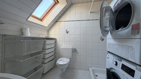 Attraktive 5.5-Zimmer-Maisonette-Dachwohnung mit zwei Balkonen und Zus 11