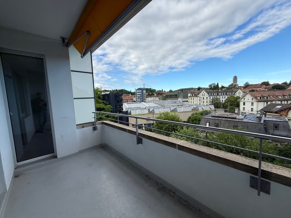 Zentrale und frisch sanierte 3-Zimmerwohnung in Bern 10