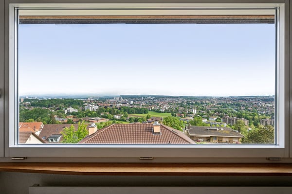 Totalsanierte Dachwohnung mit einzigartiger Aussicht über Bern 7