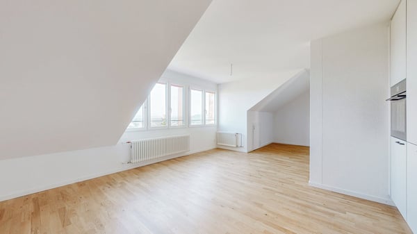 Totalsanierte Dachwohnung mit einzigartiger Aussicht über Bern 8
