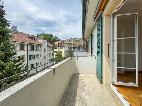 Charmante 3.5-Zimmer-Altbauwohnung mit Balkon 10