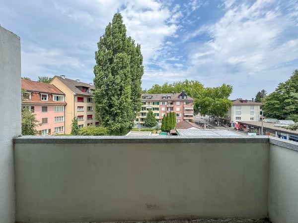 Charmante 3.5-Zimmer-Altbauwohnung mit Balkon 8