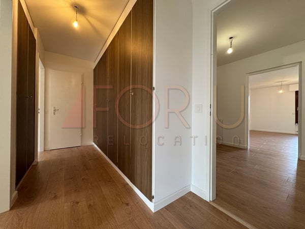 Bel appartement rénové de 5.5 pièces au calme à Corsier 7
