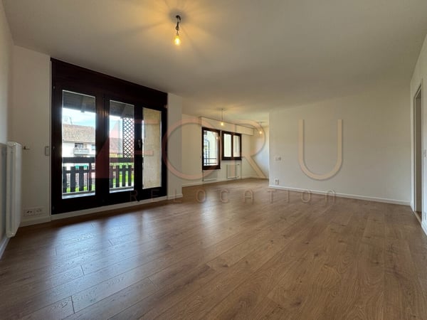 Bel appartement rénové de 5.5 pièces au calme à Corsier 3