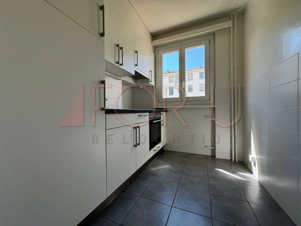 Bel appartement moderne de 3 pièces au calme dans les Pâquis 2