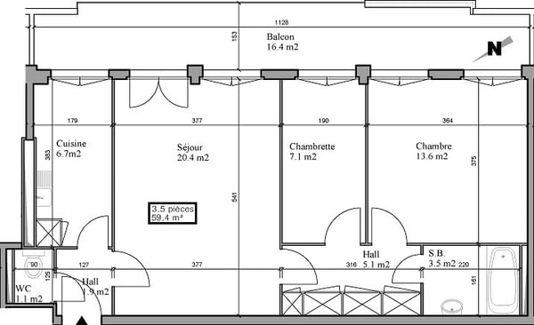 Appartement rénové de 3.5 pièces avec balcon au parc de Vermont 8