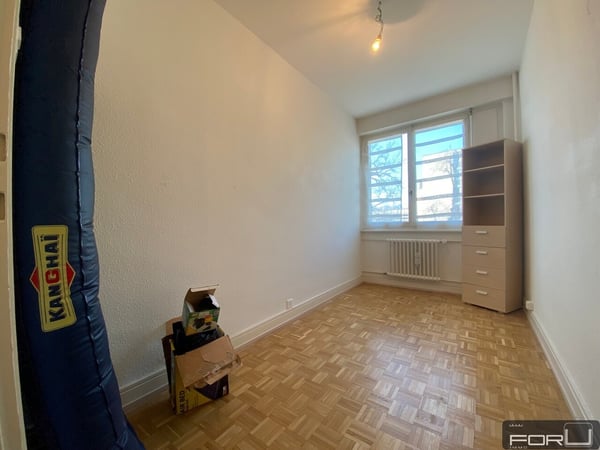 Appartement rénové de 3.5 pièces avec balcon au parc de Vermont 4