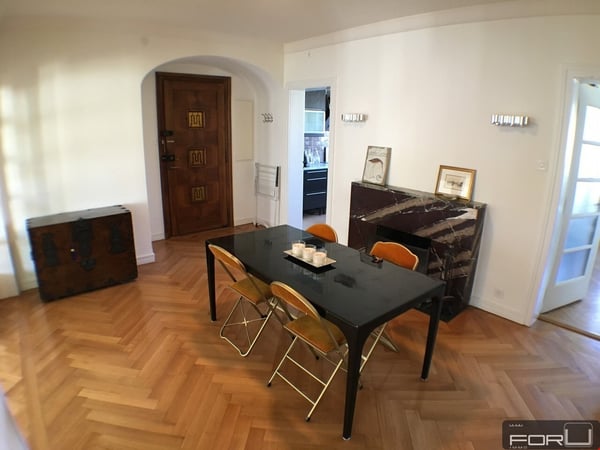 Superbe appartement de 1 pièces aux Eaux-Vives 6
