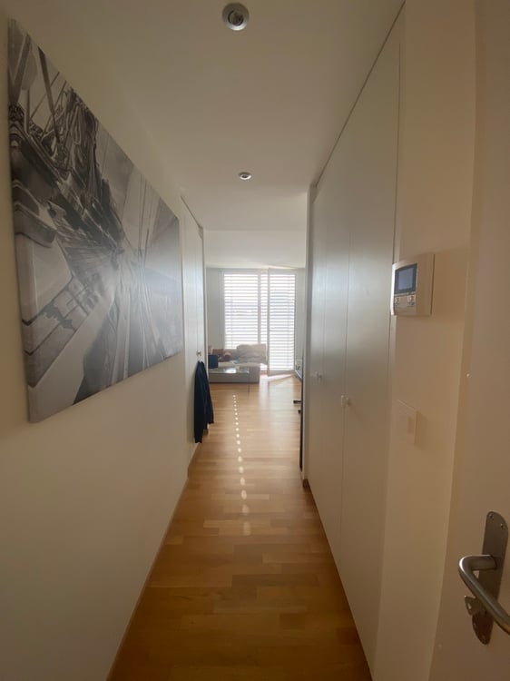 Bel appartement moderne de 2.5 pièces en surélévation à la Servette 5