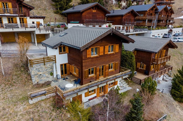 Chalet Le Nid à St-Luc – appartement duplex 3 chambres 135m2 à 200m des pistes 12