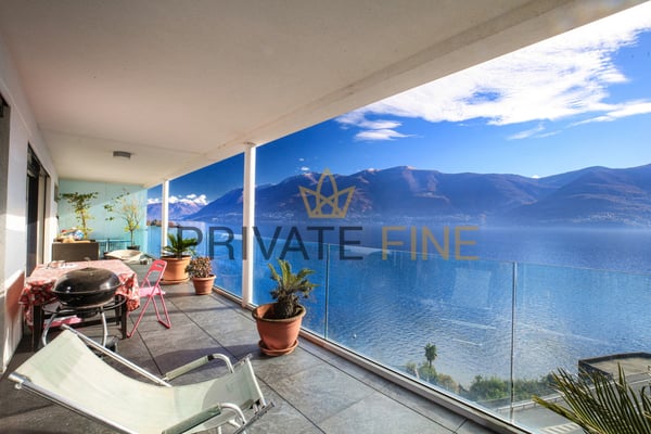 4.5 Zi.-Attikawohnung mit Seesicht und Dachterrasse (63) 1