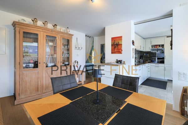 Grosszügige 3.5-Zimmer mit traumhafter Terrasse und Bergblick (12) 3