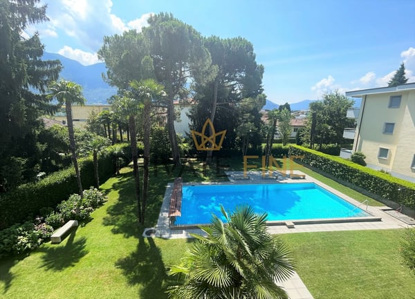 Sonnige 1.5 Zi.-Attikawohnung mit Pool (1) 1