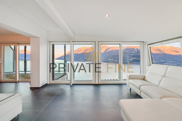 Panoramaresidenz mit Seeblick und Pool über dem Lago Maggiore (12b) 6
