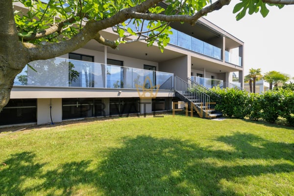 1.5 Zi-Wohnung mit Terrasse, Gartenanteil, Seesicht, Erstwohnsitz (32) 2