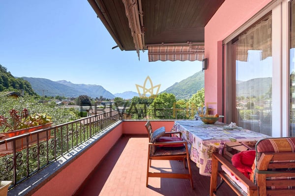 Mediterranes Zweifamilienhaus mit Garten und Grottino (67) 2