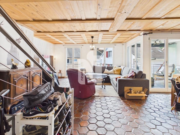 Maisonette-Wohnung, rustikal mit viel Charme, mitten in Laufen 3
