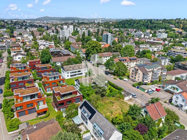 Bauland mit viel Potenzial in Bottmingen 1