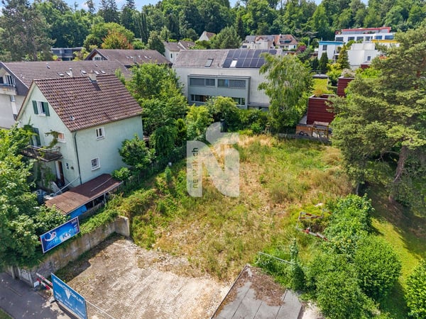 Bauland mit viel Potenzial in Bottmingen 2