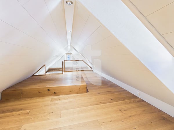 Charmante, sanierte Maisonettewohnung mit Lift, Balkon und eigenem Waschturm 10