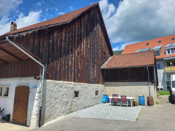 Bauernhaus mit Garten, Parkplätzen und grosser Ausbaureserve - ideal als Generationenhaus 6