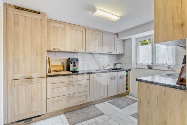 Ein Haus - drei Wohnungen - unzählige Möglichkeiten, ideal für Familien und Anleger 11