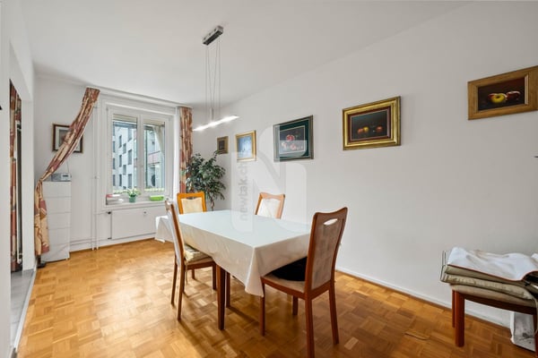 Grosszügiges Wohnen mit Balkon und Gemeinschaftsgarten in Basel 4