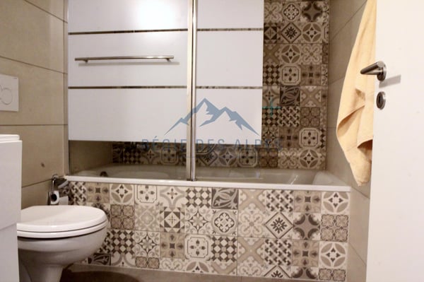 Superbe appartement moderne en attique à Vallorbe ( Lot 11 ) 9