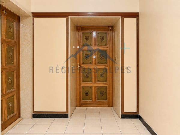 Appartement traversant de standing | 7 pièces avec vue panoramique 13
