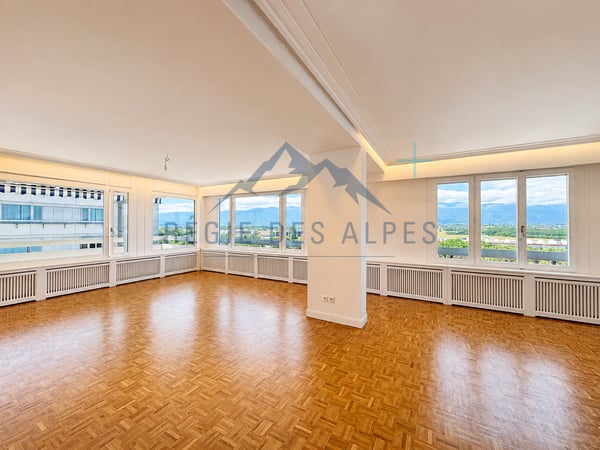 Appartement traversant de standing | 7 pièces avec vue panoramique 3