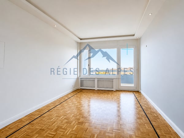Appartement traversant de standing | 7 pièces avec vue panoramique 10