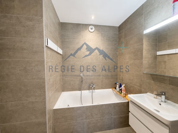 Magnifique appartement 4 pièces meublé en rez-de-jardin ? Résidence de standing 7