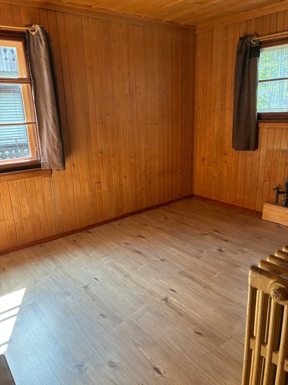 Charmante 4-Zimmer-Altbauwohnung in Klosters befristet bis 31.03.2027 2