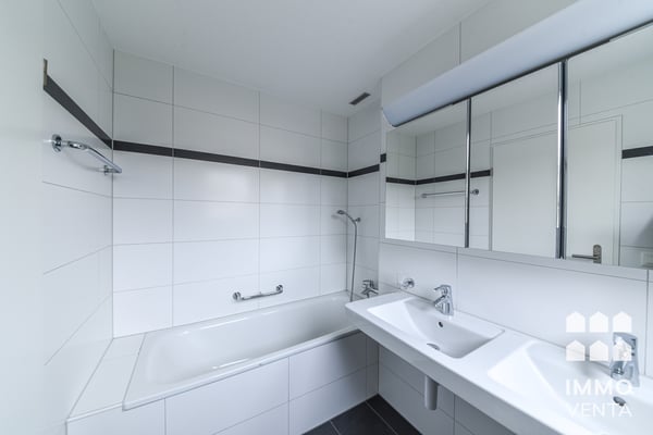 PREIS GESENKT* 4½ Zimmerwohnung 8