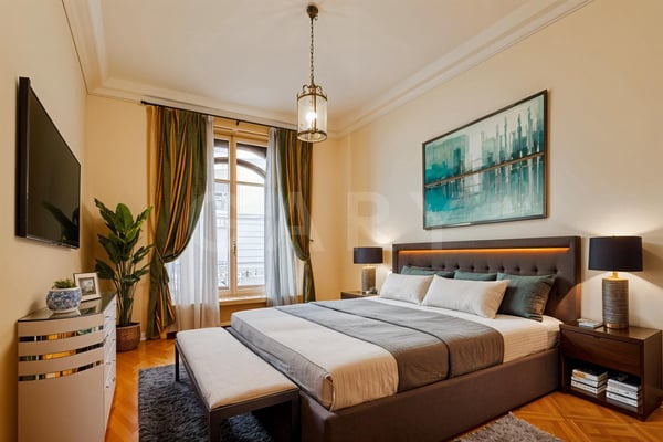 APPARTEMENT D'EXCEPTION FACE AU JET D'EAU 3