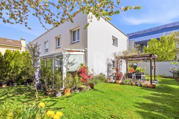 Charmante maison familiale THPE au coeur de Meyrin-Village 1