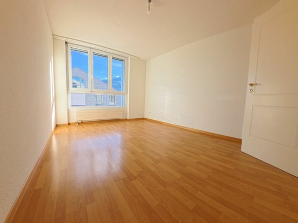 Zentral wohnen über den Dächern: Stilvolle 1.5-Zimmer-Maisonette für Familien 8