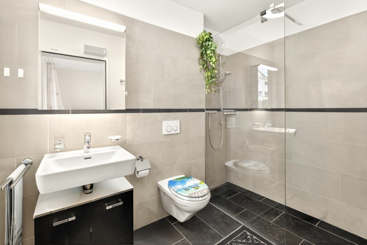 Garden apartment in top location: plenty of sun, plenty of space, plenty of freedom