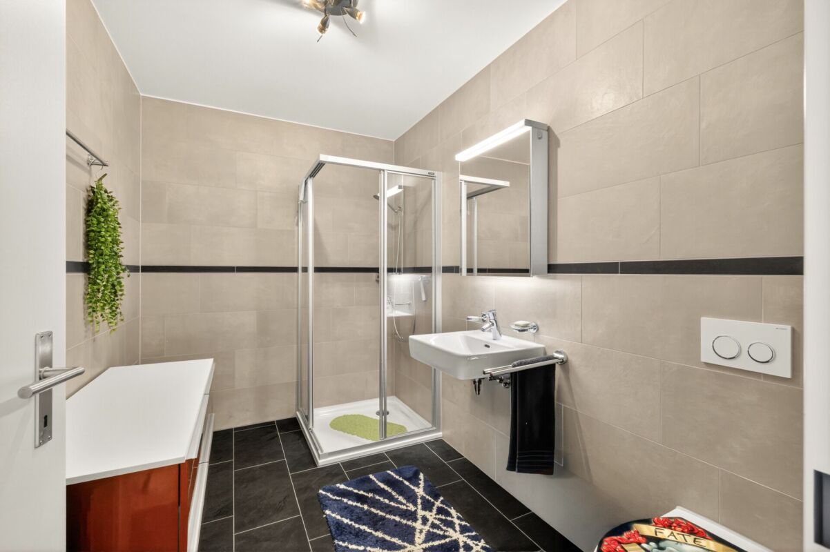 Garden apartment in top location: plenty of sun, plenty of space, plenty of freedom
