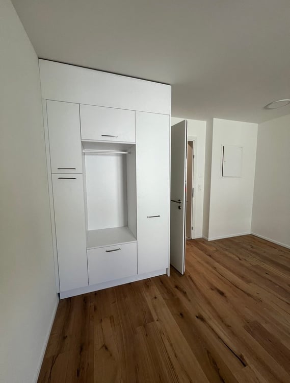 teilmöbilierte 2-Zimmer-Wohnung in Visp - Neubau 2