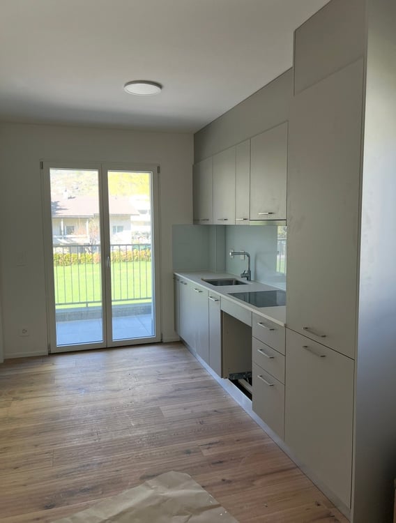 teilmöbilierte 2-Zimmer-Wohnung in Visp - Neubau 1