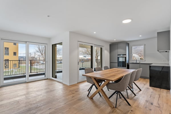 möbiliertes WG-Zimmer in Neubau-Wohnung