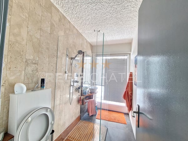 Spacieux appartement avec jardin et grand garage/atelier 6