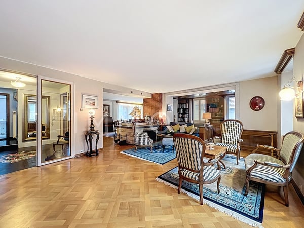 Opportunité unique au coeur de Romont lmmeuble mixte à vendre 4