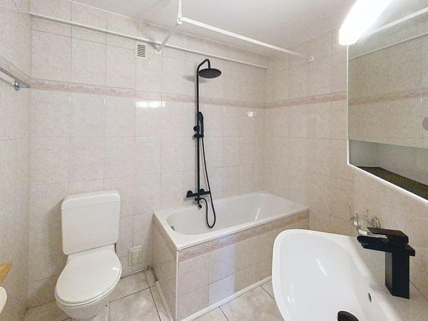 Ravissant 1 pces avec terrasse et jardin 8