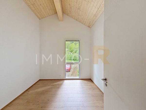 Chalet 5,5 pièces entièrement rénové au calme, entre verdure et forêt 7