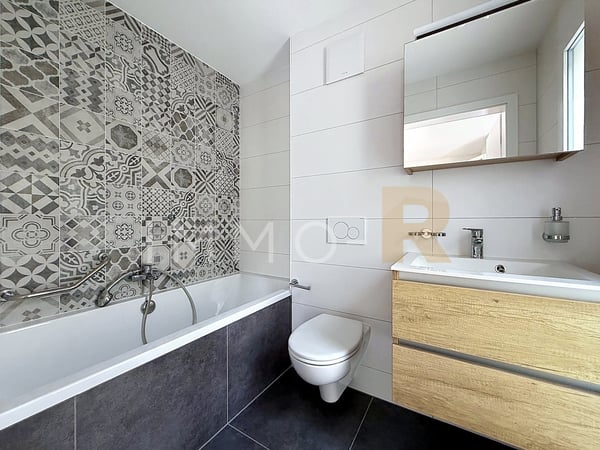 Ravissant appartement de 3.5 pièces avec grand balcon et vue dégagée 6